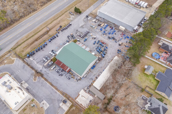 Photo of commercial-retail-building-on-2-14-acres-and-equipment-rome-floyd-county-ga-auction