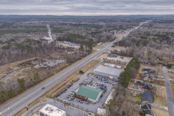 Photo of commercial-retail-building-on-2-14-acres-and-equipment-rome-floyd-county-ga-auction