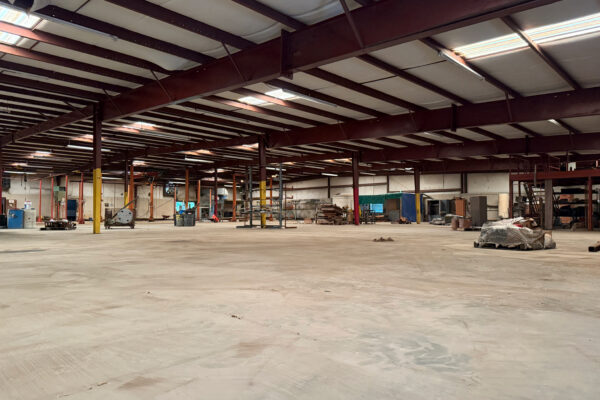 Photo of 42800-sf-industrial-facility-on-4-85%c2%b1-acres-talladega-al-online-auction