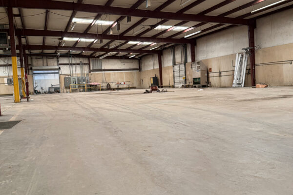 Photo of 42800-sf-industrial-facility-on-4-85%c2%b1-acres-talladega-al-online-auction