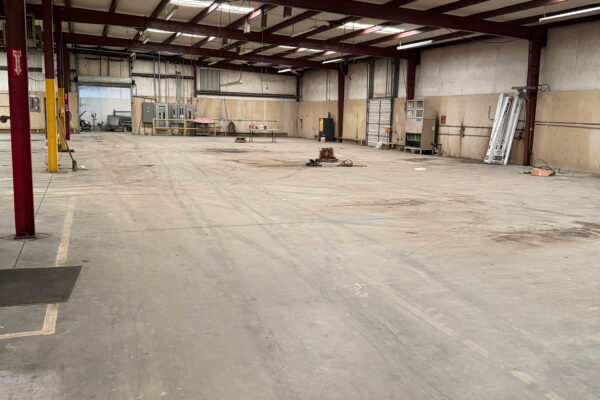 Photo of 42800-sf-industrial-facility-on-4-85%c2%b1-acres-talladega-al-online-auction