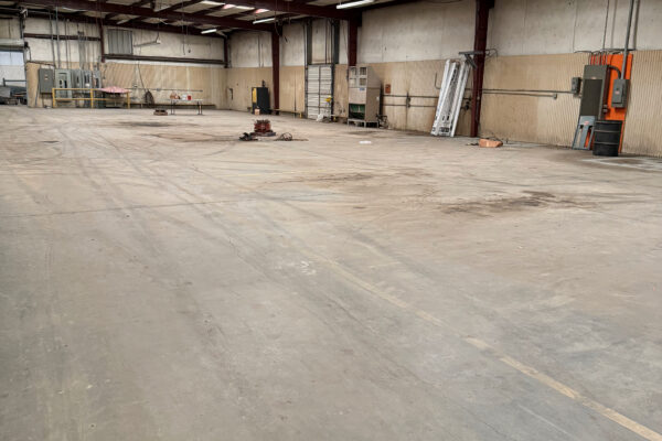 Photo of 42800-sf-industrial-facility-on-4-85%c2%b1-acres-talladega-al-online-auction