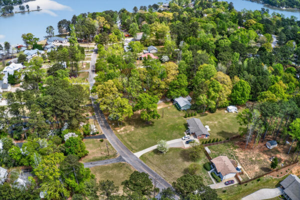 Photo of income-producing-home-by-lake-sinclair-milledgeville-baldwin-county-ga-auction