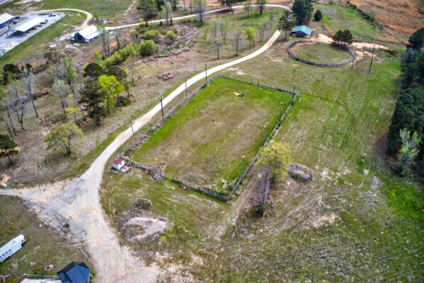 Photo of 48-acre-horse-farm-with-barndominium