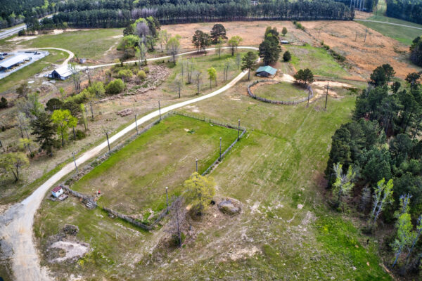Photo of 48-acre-horse-farm-with-barndominium