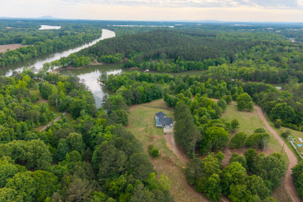 Photo of 22-22-acres-with-executive-waterfront-home-and-building-lots-on-the-coosa-river-cedar-bluff-al-auction