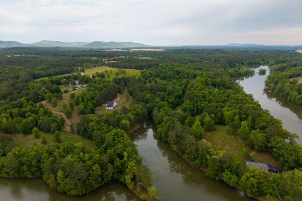 Photo of 22-22-acres-with-executive-waterfront-home-and-building-lots-on-the-coosa-river-cedar-bluff-al-auction