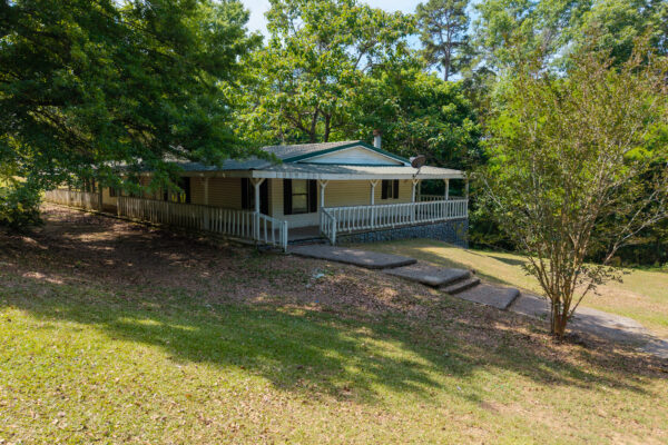 Photo of 3-mobile-homes-on-10-5-acres-with-vehicles-rome-floyd-county-ga-court-ordered-absolute-auction
