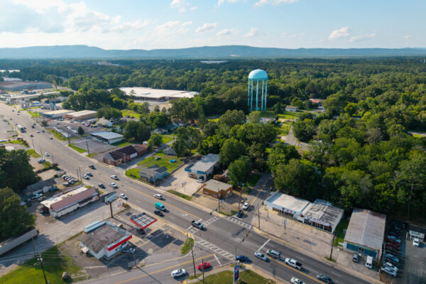 Photo of 1-acre-commercial-corner-with-commercial-building-2-homes-and-garage-apartment-rome-floyd-county-ga-auction