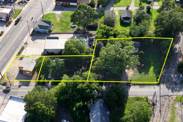 Photo of 1-acre-commercial-corner-with-commercial-building-2-homes-and-garage-apartment-rome-floyd-county-ga-auction