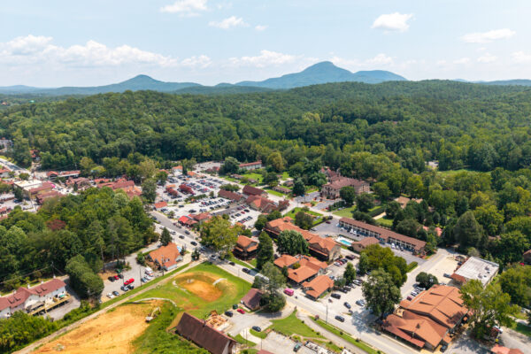 Photo of 3-condominium-units-at-tuscany-villas-helen-white-county-ga-online-auction