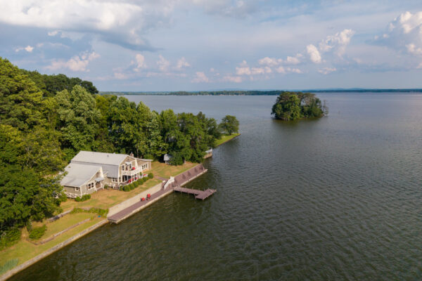 Photo of double-lake-frontage-home-with-docks-on-weiss-lake-cedar-bluff-cherokee-county-al-auction