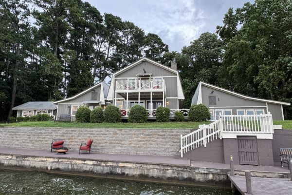 Photo of double-lake-frontage-home-with-docks-on-weiss-lake-cedar-bluff-cherokee-county-al-auction