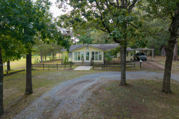 Photo of home-with-workshop-on-1-60-acres-rome-floyd-county-ga-auction