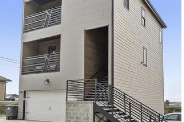 Photo of 6-Unit Townhouse Investment Property | Knoxville, Knox County, TN Online Auction