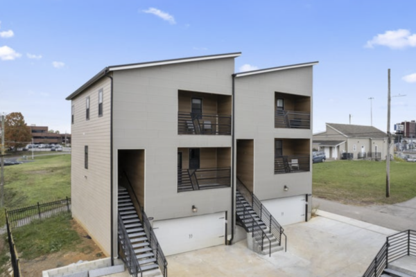Photo of 6-Unit Townhouse Investment Property | Knoxville, Knox County, TN Online Auction